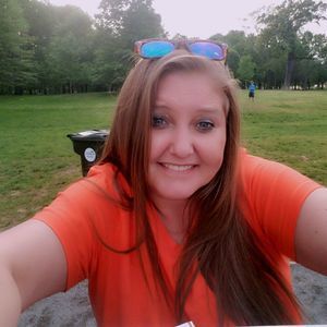 Meet your Posher, Leasha